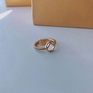 2022Luxury designer rings engagement party anniversary couple ring fine workmanship gold letter rings for women 6-8 size with jewelry box gift good nice