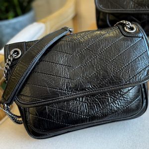 2022 En İyi Moda Kadın Omuz Zinciri Çantası Yüksek Kaliteli Cowhide Yüksek Kapasite 24 cm Fransız Retro Büyük İsim Tasarımcı Çantalar Lüks Crossbody