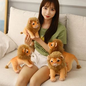 23cm / 28cmかわいいリアルライフライオンプラシュグッズシミュレートされた森の動物モデル子供人形ルームの装飾子供の誕生日ギフトLA332