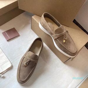 2022-Top Suede Casual Shoes for Women Round Toe Loafers Mental Leisure Shoe Designer Luxury Brand Flats Slip on Thick Sole Trainers loro piana