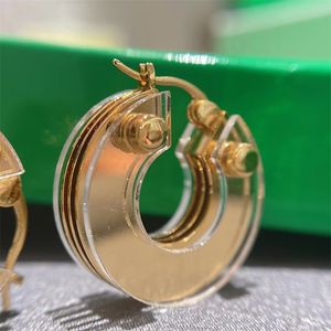 22ss Primavera e verão garanhão nova qualidade elegante triângulo ouro multi-camada brincos de metal nicho alta joalheria acessórios para presente