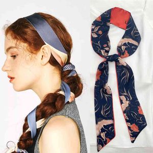 Silk Long Hairband Scarf Kvinnor Skinny Print Neck Tie Ribbon Bag Wrist Bandana Ponytail HeadScarves Koreanska Mode Tillbehör