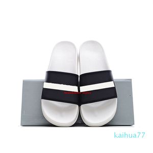 2022 Designer Hausschuhe für Männer Frauen Mode Pool Slide Flats Sommer Strand Schuhe Bad Sandalen Schwarz Weiß Grau Schaumgummi Flip Flops Lette