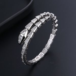 Love Bangle Serpent Designer Armband smyckesdesigner Diamonds Elastic Force Thick Gold Plating Serpentine Opening High Version Snake Bone Womans Armband Gift