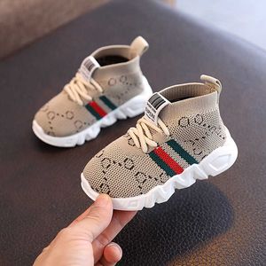 Mocassini per neonati Ragazzi Ragazze Fondo in morbida pelle Primi camminatori lettera Sneakers firmate Casual Bambini Mocassini per bambini Scarpe da bambino