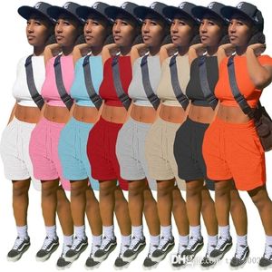 2022夏の女性のトラックスーツセクシーな半袖Tシャツ露天掘りのショートパンツ巾着2ピースジョガーセットジムスポーツウェア