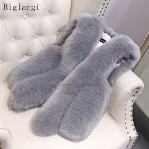 Winter Faux Fur Vest Thick Teddy Bear Jacket Fake Fur Gilet Vintage Fluffy Coats Furry Ladies Cardigan New 2021 Casacos Feminino T220716