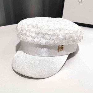 2021 New French Street White Hat Ladies Autumn and Winter Lace Mesh Seersucker Beret Outdoor Sunscreen Painter Cap for Woman J220722