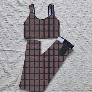 Mit Buchstaben bedruckter Damen-Trainingsanzug für den Sommer, ärmellose Yoga-Outfits, bequeme Jogging- und Laufsportbekleidung