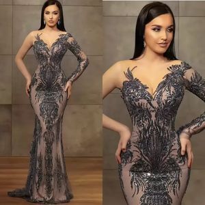 Abiti da ballo a sirena grigia Sheer Jewel Neck Pizzo floreale Appliqued Abito da sera con perline Paillettes Long Robes De Soiree BC14030