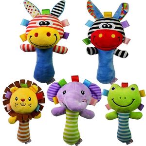 Cartoon Animal Baby Peluche Sonaglio Mano Campana Giocattolo Giocattoli per bambini 012 Mesi Neonato Bambino nato Giocattoli educativi mobili precoci Regali 220531