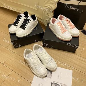 Designer Casual Skor Dam Läder Sko Tyg Mocka Kalvskinn Sneakers Lyx Herr Sko Nylon Reflekterande Sneaker Sammet Höst Vinter Sneakers med låda