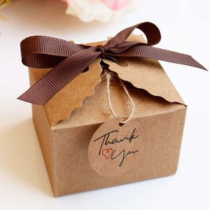 12セットクラフト紙箱ギフトボックス結婚式キャンディボックス包装のためのリボンDiyパーティーボックス包装のための箱