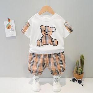 2022 Nuovo set di abbigliamento scozzese per neonato T-shirt e pantaloncini con stampa a cartoni animati a maniche corte Set da 2 pezzi Boutique Abiti per bambini