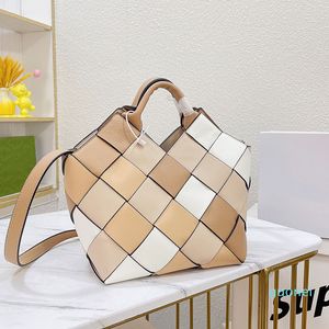 Designer-Damen-Schultertasche, Handtasche, farblich abgestimmt, gewebter Gemüsekorb, großes Fassungsvermögen, modisches Echtleder, Häkelmuster, Tragetaschen