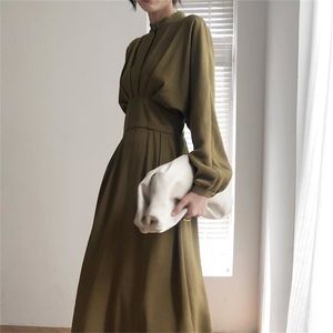 Vintage Långärmad Elegant Höst Bodycon Dress Kvinnor Kvinnors Vår Slimming Pläterad Stand Krage Midi Dress Klänningar Kvinna 220316