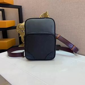 Tweed Bag Lüks Çapraz Tasarım Çantası Kadın Sırt Çantası Triad Hobo Zinciri Siyah Fransız Cüzdan Omuz Son Erkekler Göğüs Çantaları