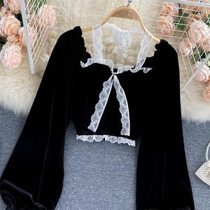 Sexig Halter Lace Patchwork Kort Blus för Kvinnor Casual Puff Sleeve Velvetskjorta Kvinna Svart Toppar Mode Höst Vinter 220407