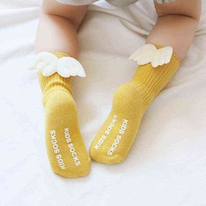 Nya vinterflickor Knee High Socks Angel Wing Autumn Cotton Solid Candy Color Kids Toddler Kort för barn L220716