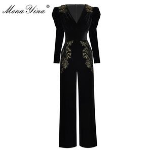 MoaaYina Spring Summer Designer Jumpsuits Women's V-neck Long sleeve Gold Line Embroidery Velvet Jumpsuits 210326
