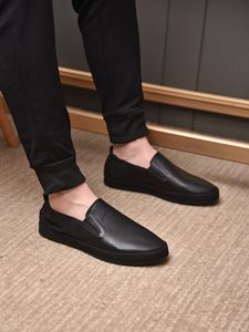 Fashioin män spring loafers svart vit casual skor plattform kvinnlig duklägenheter glider på vulkaniserad sko män grunt komfort