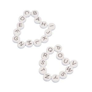 丸い形シリコンアルファベットビーズ12mm文字DIY幼児用の歯のゆるいビーズ