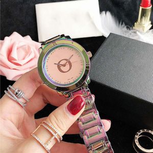 Orologi di marca di moda da donna, ragazza, cristallo, grandi lettere, stile, metallo, cinturino in acciaio, orologio da polso al quarzo, durevole, regalo di design, grazia affascinante