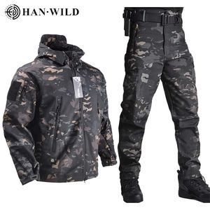 Han selvagem jaquetas do exército + calças roupas de concha macia ternos táticos jaqueta à prova dwaterproof água dos homens vôo piloto conjunto militar campo roupas 220516