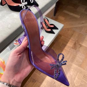 Amina klänningskor för kvinnors sandal designer bowtie crystal spänne dekoration sko kvalitet äkta läder sula sexig transparent pvc 10 cm häl kvinnor sandaler