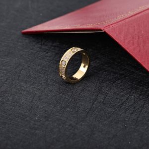 Klassisk design Kärleksringar för kvinnor män 316L titanstål vigselringar Smycken Full Cubic Zirconia Paved