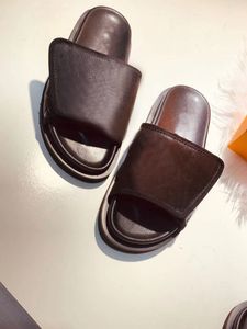 Designers Slooth Calfkin Women Sandals Sunset Flat Comfort Mules Velbs Padded Front Rem Trap Trapers Fashionable Ease to-Wear Style Slides gummi yttersula skor