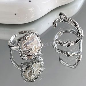 Anello aperto semplice di modo per il commercio all'ingrosso del regalo dei gioielli dell'anello di dito del filo della lega irregolare regolabile geometrica delle ragazze delle donne