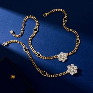 قلادة سوار رجالي مجموعة مصممة الأساور للنساء الماس قلادات الزهور مجوهرات الأزياء سلسلة الذهب رابط قلادة 2206232D