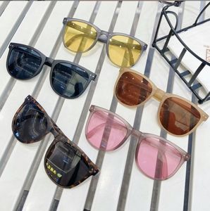 Складные солнцезащитные очки для женщин легкие и портативные 2022 Новые очки мода поляризованные солнцезащитные очки складываемые оптом