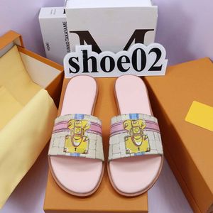 Slippers Ladies 2021 Summer Sandals Fashion All-Match Outer Wear Beach Metal Buckle Sandals Women's Women's Flat Flat