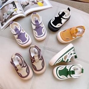 Sepatu Kanvas Berongga Anakanak Musim Semi Baru Bayi Warna Permen Anak Lakilaki e Perempuan Panas Sandalo Kain Kecil 220611