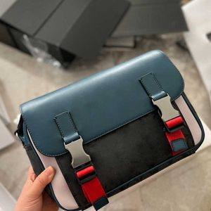 مصممي الكماليات حقيبة Women Bagsbrand عالية الجودة للسيدات حقيبة اليد Crossbody تحديث C Messenger Pack