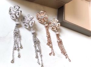 Saf 925 STERLING Gümüş Takı Kadınlar İçin Küpeler Fiorever Flower Luck Clover Düğün Püskürtleri Küpe