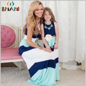 Mutter-Tochter-Kleid, passende Familienkleidung, gestreiftes Mutter- und Tochter-Kleid, Familienlook-Outfits, Kinder-Eltern-Kind-Outfits 220531