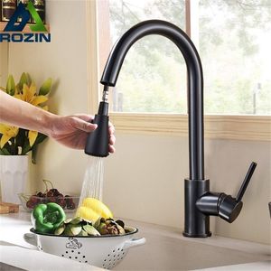 Black Pull Down Kitchen Faucet Tap Enkel handtag Olje Ruggad brons Kitchen Sink Mixer Tap 2 Mönster Dusch Spout Hot Cold Faucet T200424