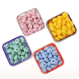 fkisbox 300pcs 평면 실리콘 젖니가없는 비즈 렌즈 콩 Teethers 구슬 DIY 식품 학년 실리콘 비즈 장식 팔찌 비즈 12 * 7mm 220326