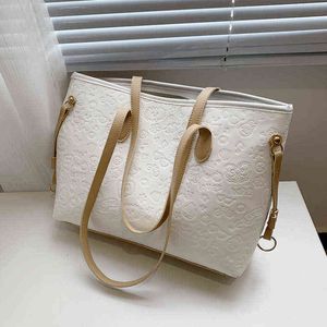 Women Bag Embossed Korea Japan Large Capacity Shoulder Bag Female New Fashion Trend PU Underarm Tote Female Handbag G220519