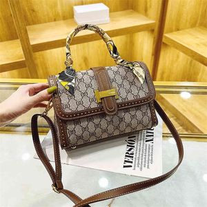 Cheap Purses 70% Off Texture women's Korean 2022 summer foreign style versatile printed square hand small satchel single shoulder bag