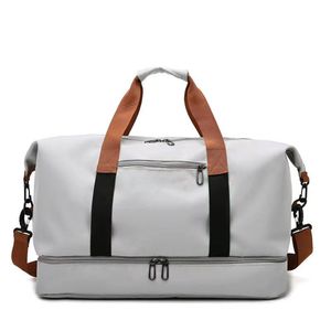 Bolsas de luta de viagem de alta qualidade Moda de grande capacidade Tote preto clássico saco de bolsas femininas Holdall Carry On bagages