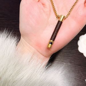 New designer jewelry Pendant necklace for Men Woman Titanium steel necklace Fashion Style cuban link chains luxury gold