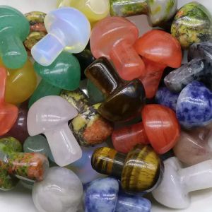 NEW 2022 Garden Decorations Crystal agate semi-precious stones 2CM mini mushroom flower pot fish tank decoration lands