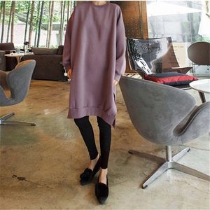 Johnature Solid Color Plus Size Women Sweatshirts Autumn Winter Long Slits Loose Oneck Pullover Female Hoodies 201202