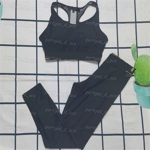 Vintage Tryckt yogarutfits Sexig ärmlösa kvinnors spårdräkter sport mager två bitar byxor sommar fitness jogging tankar kostymer för kvinnor