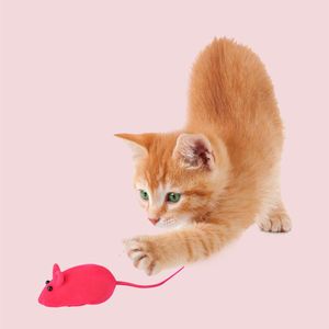 猫のおもちゃかわいいおもちゃ現実的なサウンドプラッシュファーシェイクムーブメントマウスペット子猫面白いラットリトルインタラクティブバイト