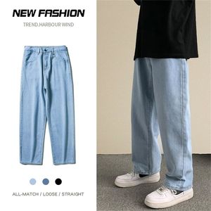 Wiosenna letnia streetwear workowane dżinsy Mężczyźni Koreańska moda luźna prosta szerokie spodnie nogawkowe Męskie ubranie Black Blue Blue 220813
